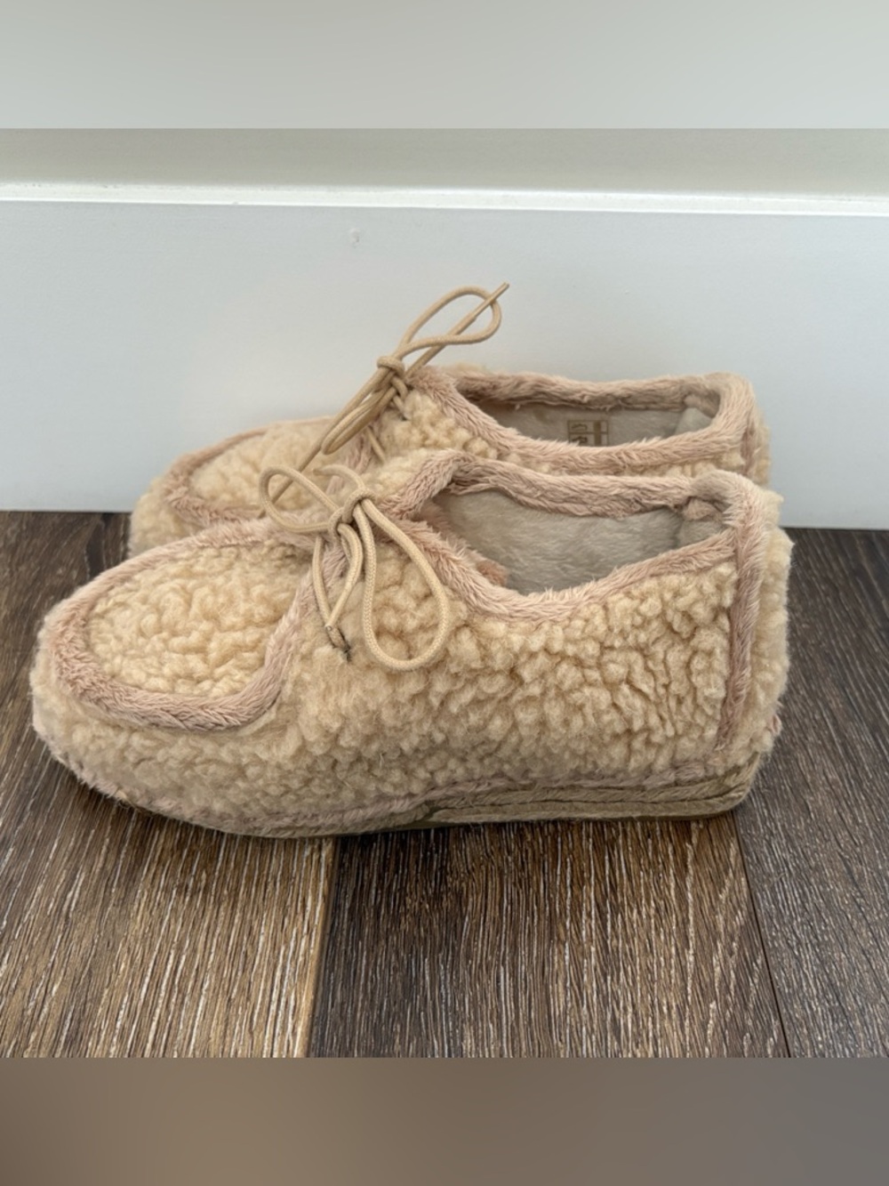 Naguisa Txalupa Teddy Flats Sz 36 - Picture 2 of 15